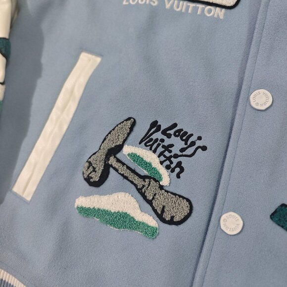 Louis Vuitton Blue Logo Jacket - Picture 10 of 10